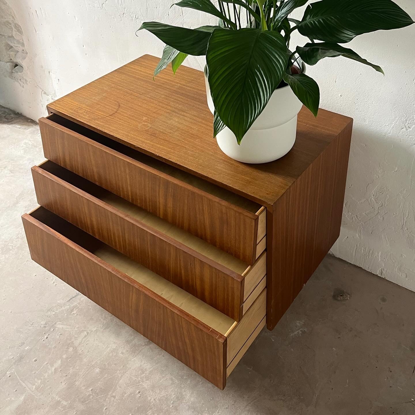 Commode vintage 3 tiroirs, 1960’s