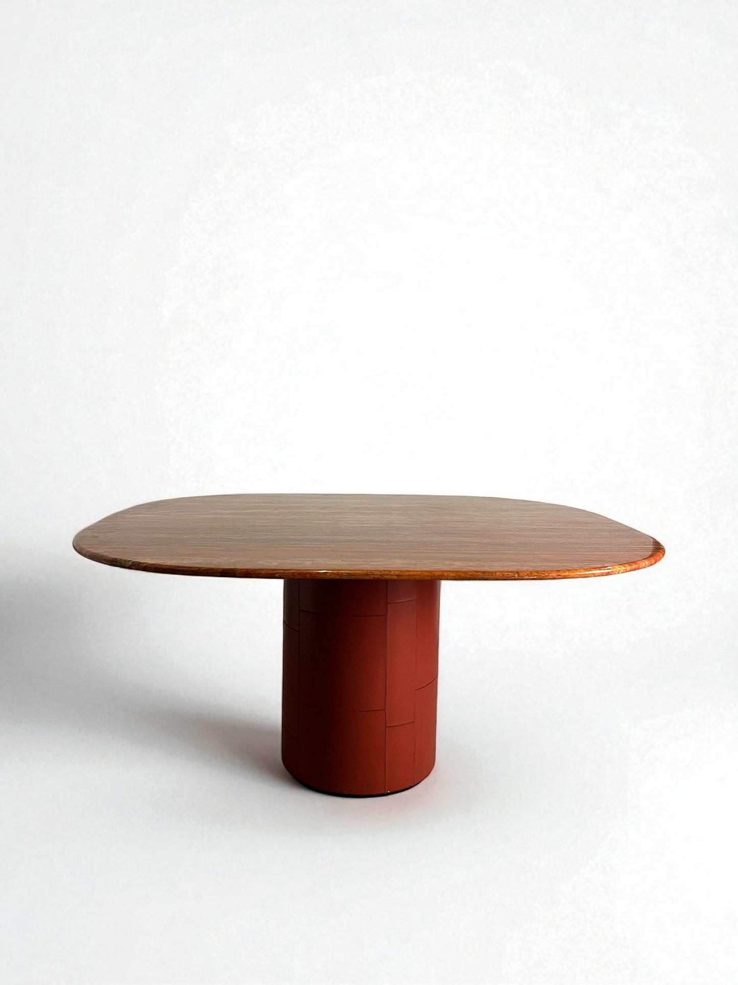 Table “Tobio” par Afra & Tobia Scarpa pour B&B Italia, 1974.
