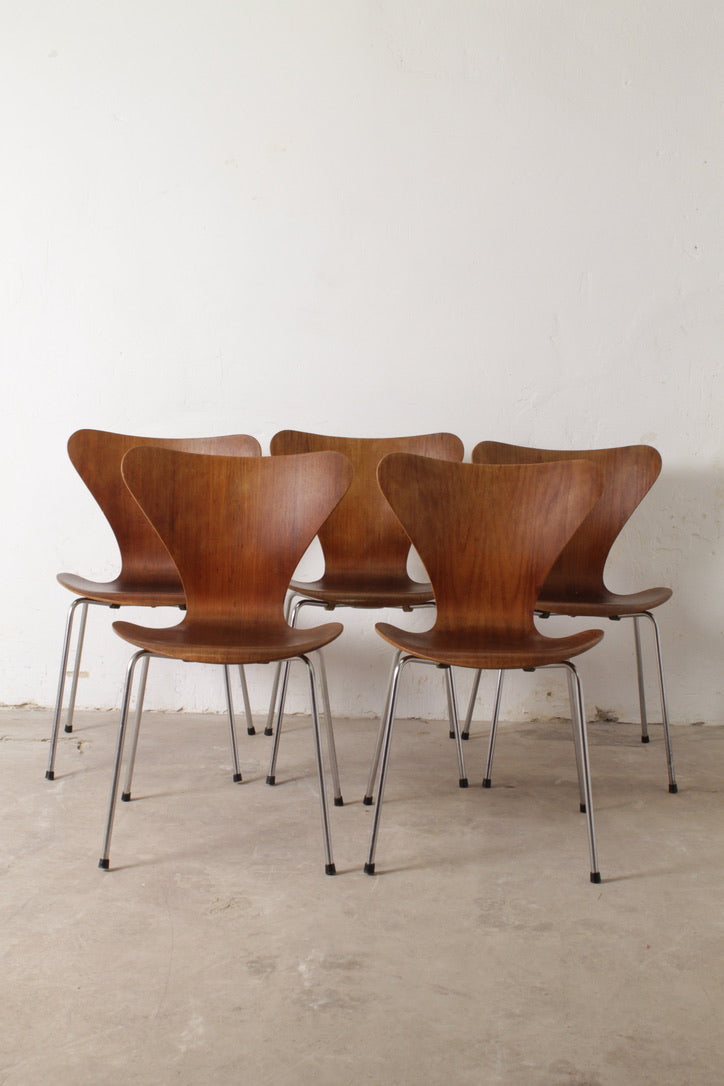 Lot de 5 chaises Série 7, Arne Jacobsen pour Fritz Hansen, 1960–70