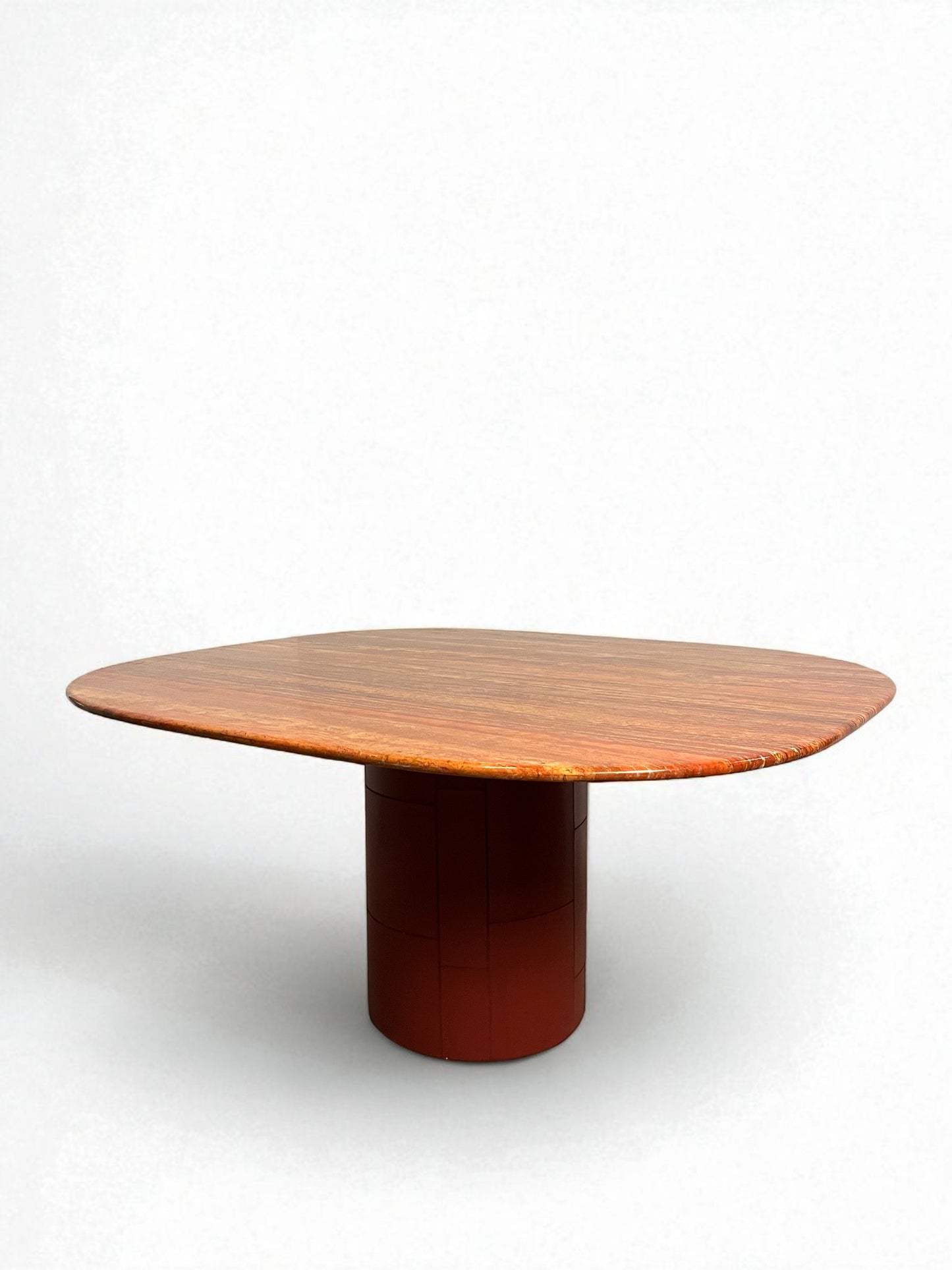 Table “Tobio” par Afra & Tobia Scarpa pour B&B Italia, 1974.