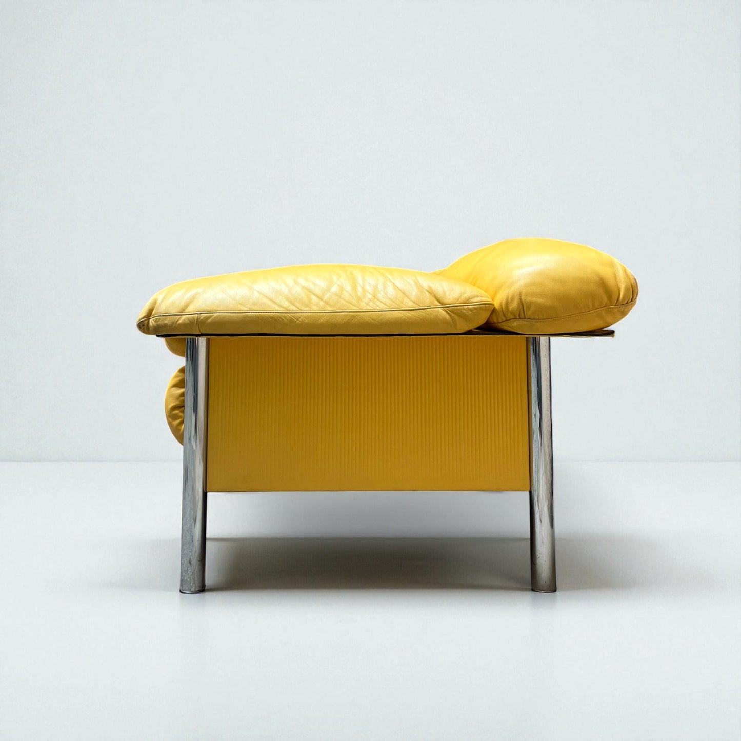 Canapé modèle Pausa, Pierluigi Cerri pour Poltrona Frau, 1990