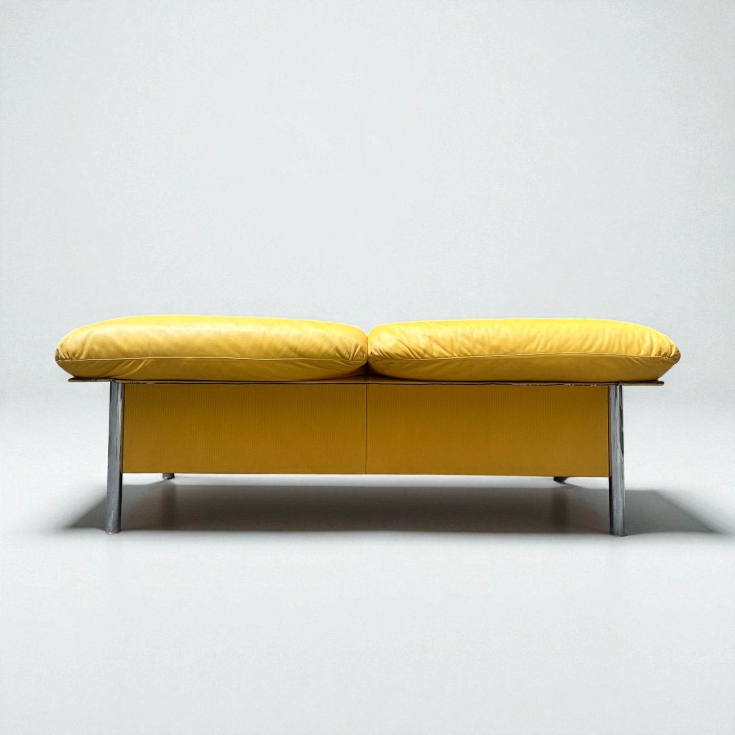 Canapé modèle Pausa, Pierluigi Cerri pour Poltrona Frau, 1990
